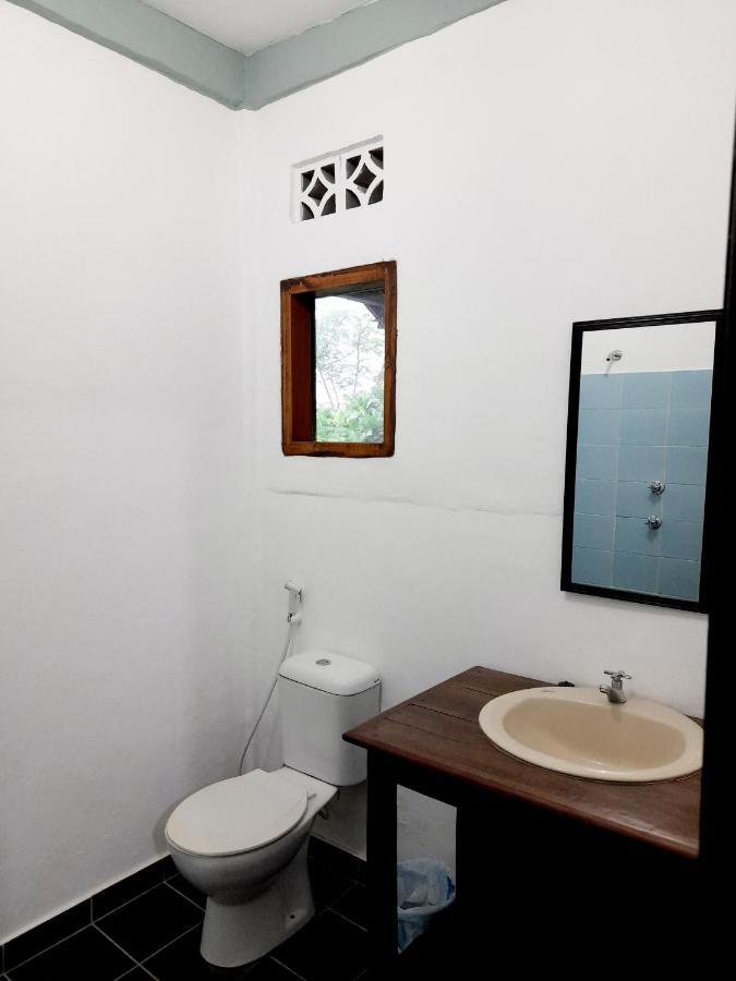 Merdeka House Maluk ภายนอก รูปภาพ