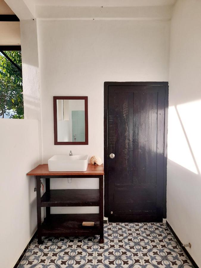 Merdeka House Maluk ภายนอก รูปภาพ